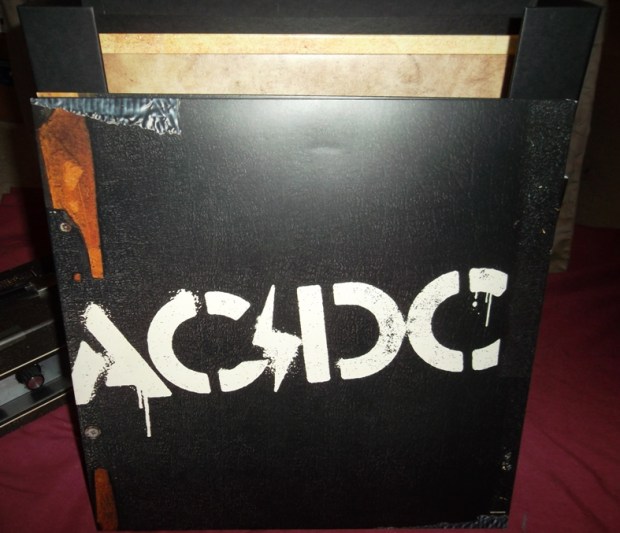 REVIEW: AC/DC – Backtracks (Deluxe Edition, the big one that comes with ...