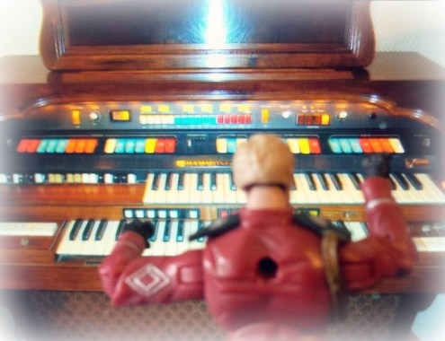 HAMMOND ORGAN